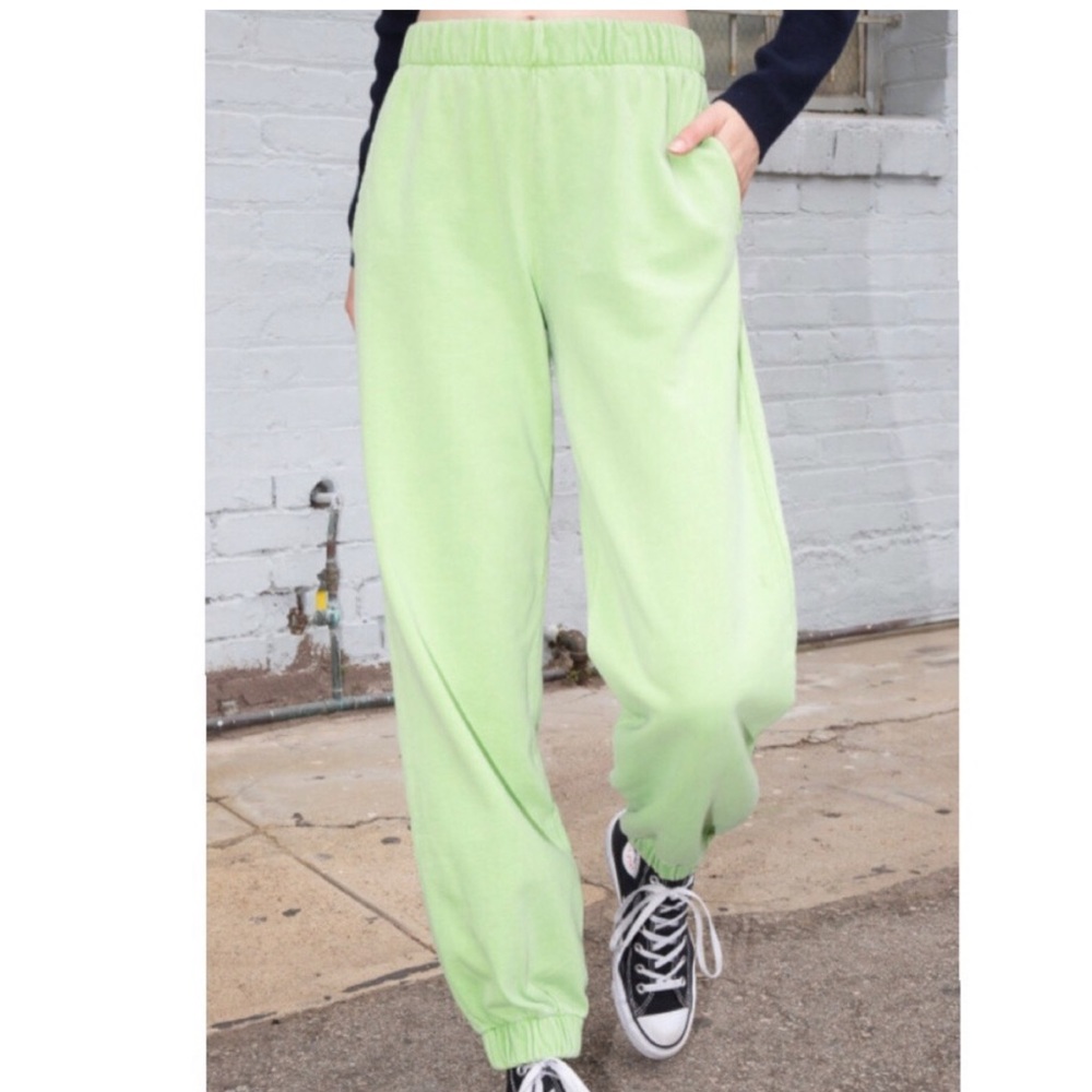 Brandy Melville green sweatpants